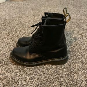 1460 Bex Squared Toe Leather Lace Up Dr.Marten boots